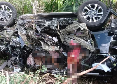 Colisão entre carro e carreta em Bacabal-MA
