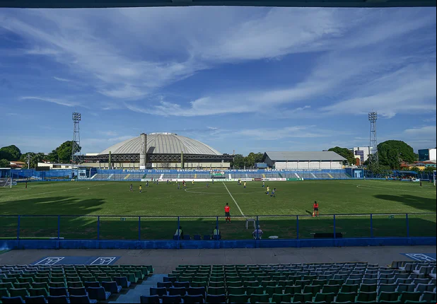 Jogo aconteceu no Lindolfo Monteiro