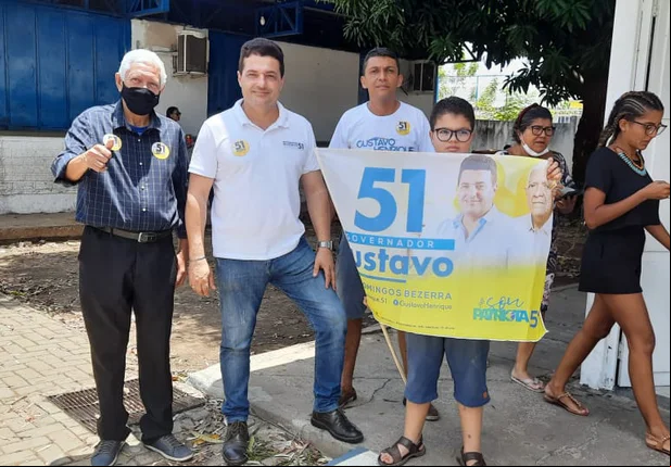 Gustavo Henrique votou na zona norte de Teresina
