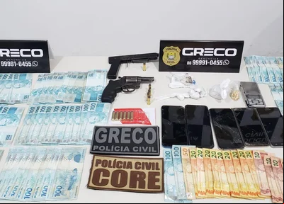Material apreendido pelo Greco