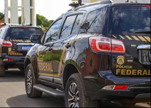 Viaturas da Polícia Federal