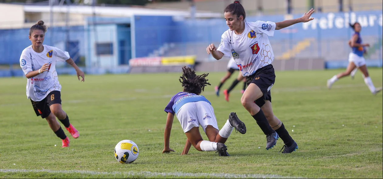 Lance normal no Lindolfo Monteiro