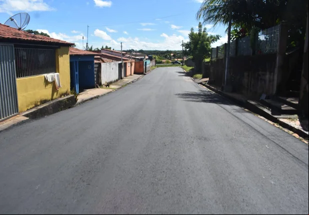 Obras de pavimentação asfáltica seguem avançando pelas ruas de Buriti dos Lopes