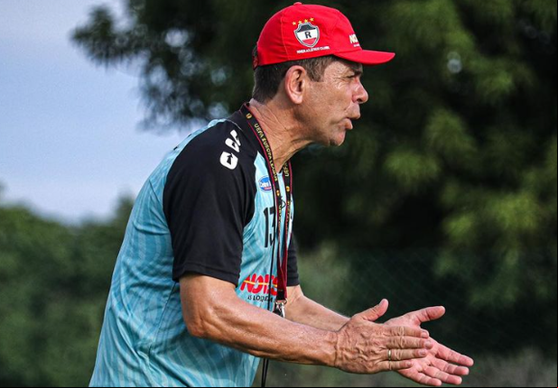 Fabiano Soares, técnico do River