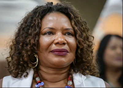 Ministra Margareth Menezes