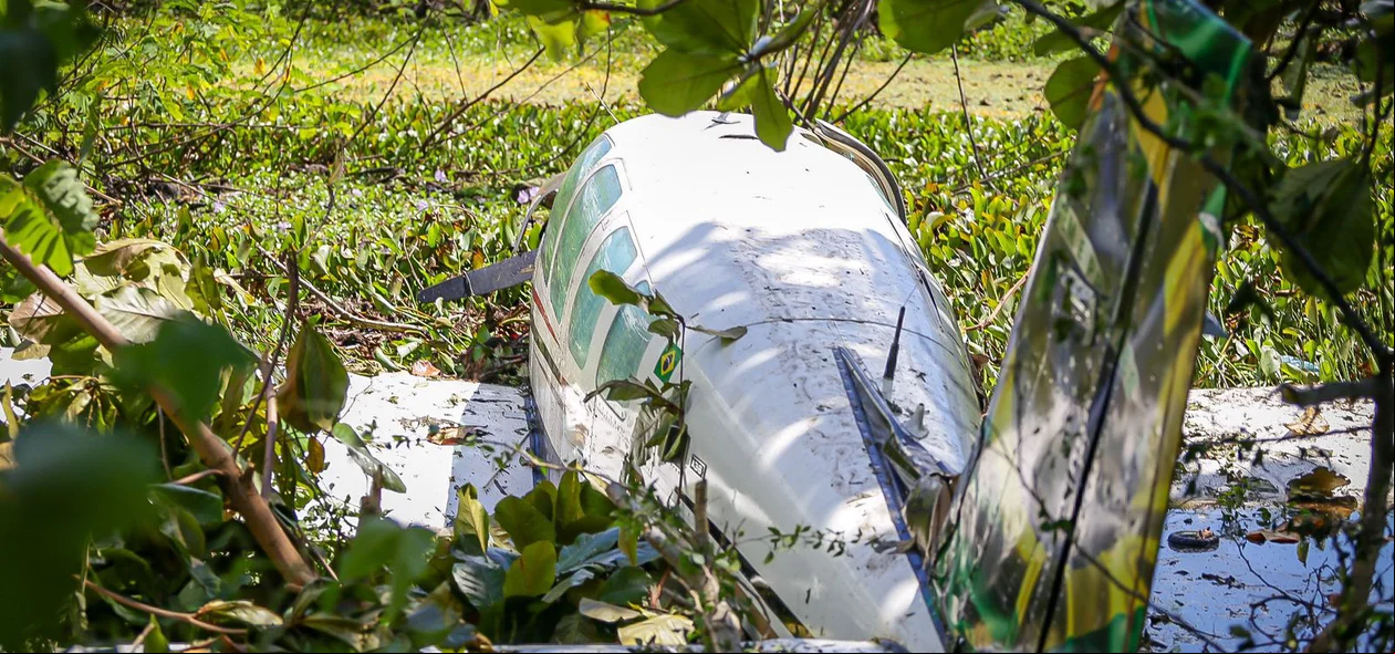 Aeronave caiu em lagoa do Poti Velho