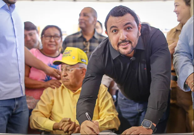 João Duarte assina ordem de serviço para execução da obra