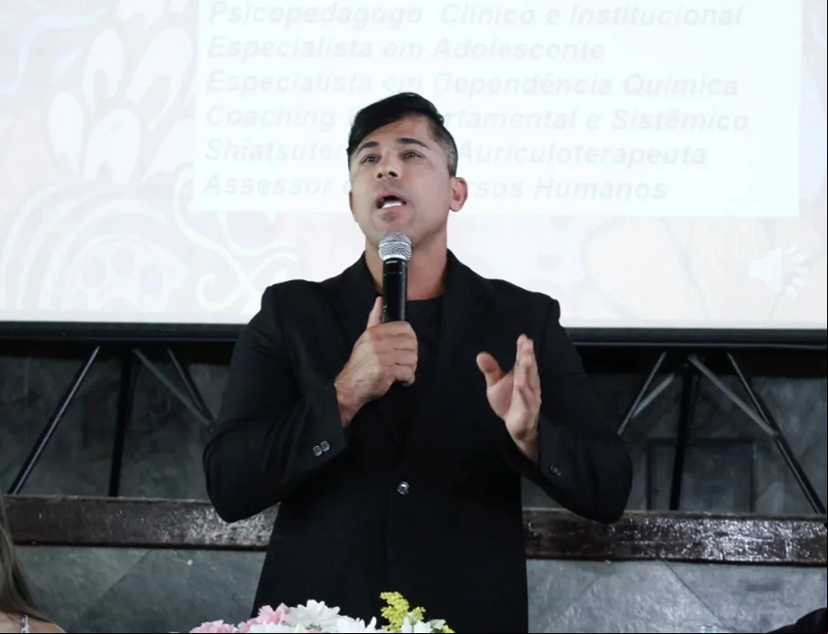 Prefeito Mário Esteves