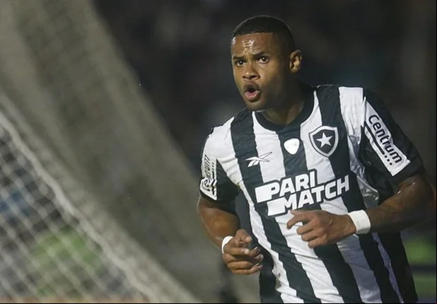Júnior Santos