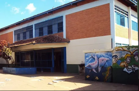 Adolescente esfaqueia três pessoas em escola no Distrito Federal
