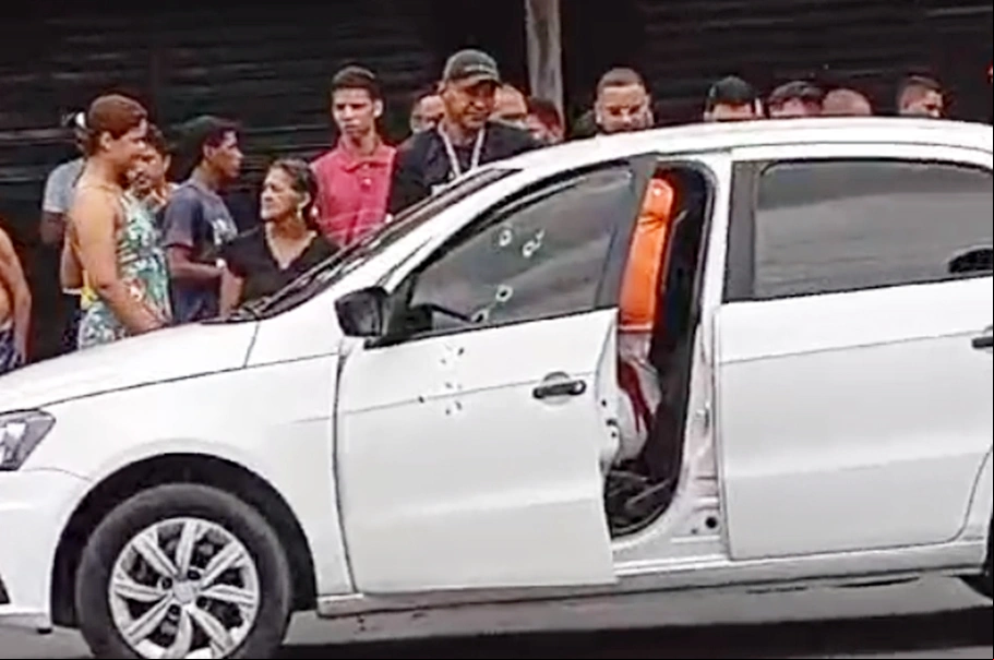 Homem foi executado a tiros dentro de carro em Timon