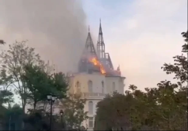 Míssil da Rússia destrói “Castelo de Harry Potter” na Ucrânia