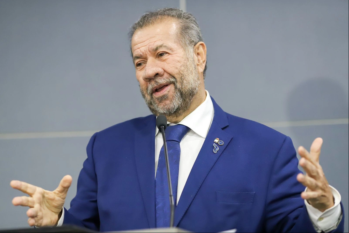 Carlos Lupi, ministro da Previdência Social
