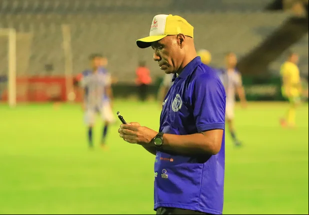 Técnico Eduardo Rodrigues, devoto de São Francisco, agradece pela vitória
