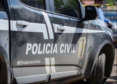 Viatura da Polícia Civil