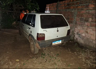 Fiat Uno do vendedor Francisco de Assis Gomes Paixão