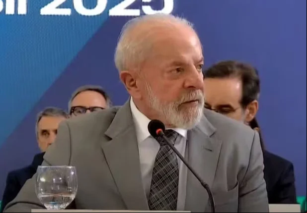 Lula fez um breve discurso diante de negociadores dos Brics