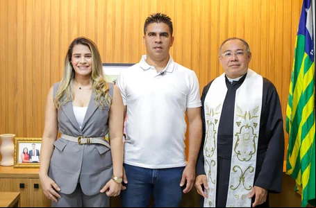 Prefeito Belauto Bigode organizou evento de reabertura do prédio da Prefeitura