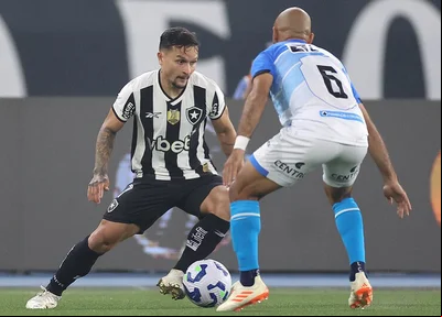 Artur foi autor de um dos gols na vitória do Botafogo contra o Capital na Copa do Brasil