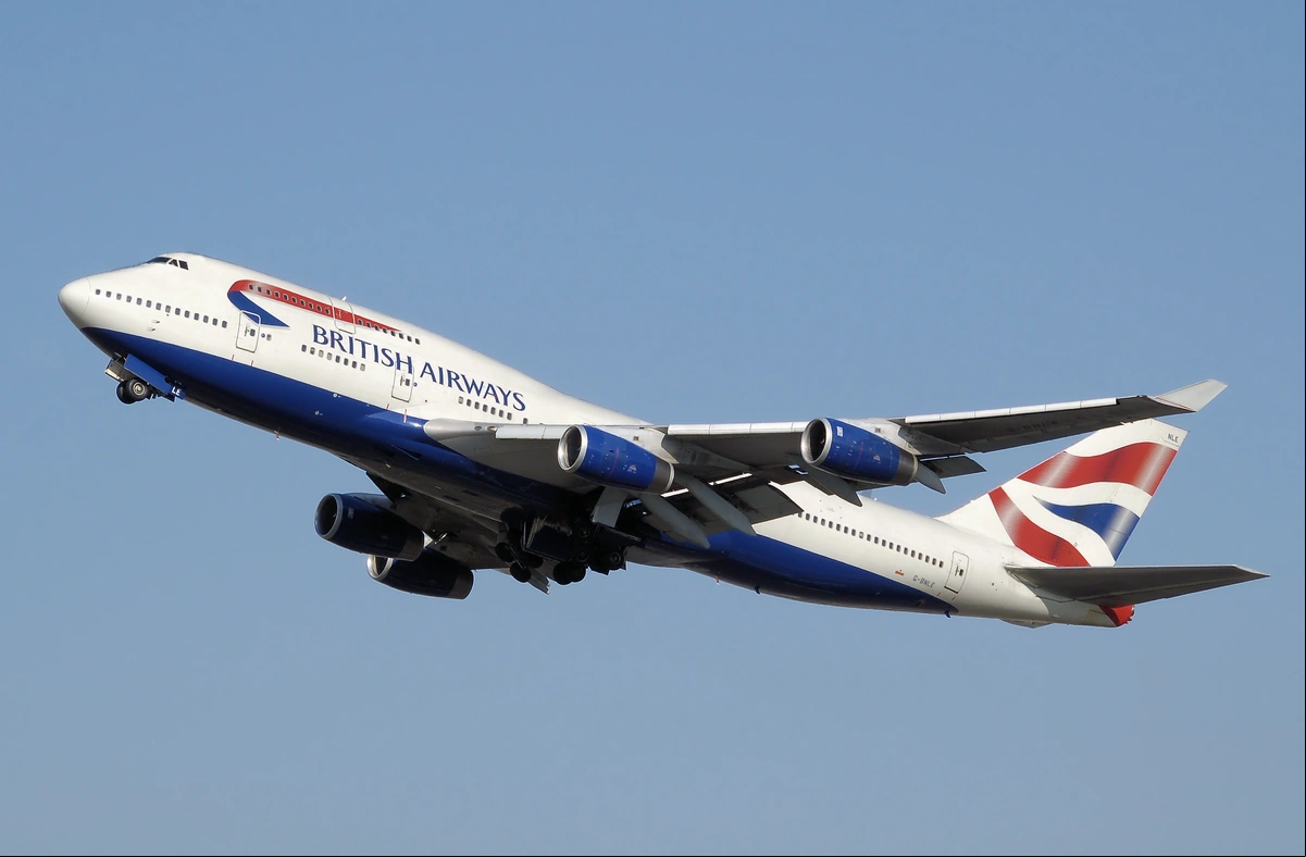 Boeing 747 é uma aeronave a jato