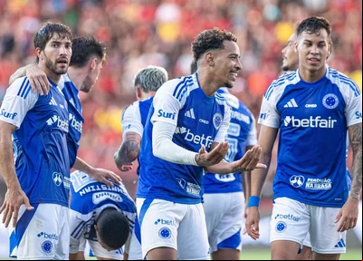Cruzeiro goleia Sport e se mantém no g4 do Brasileirão