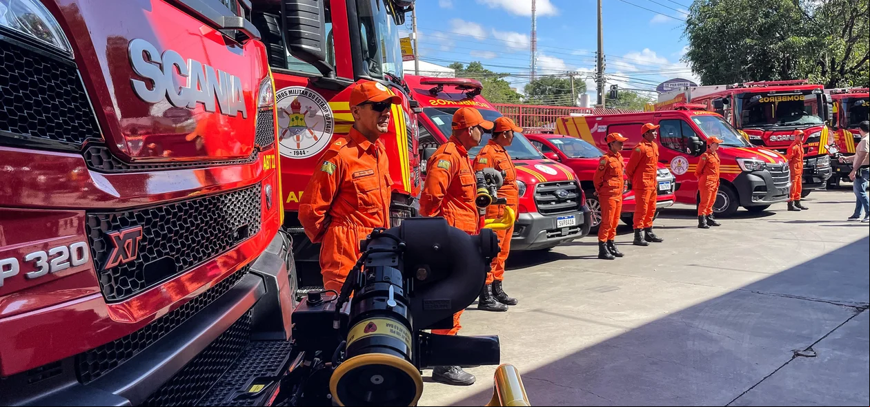 Entrega de novas viaturas e equipamentos ao Corpo de Bombeiros Militar do Estado do Piauí