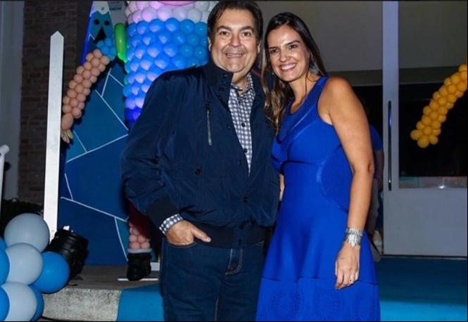 Faustão e a sua esposa, Luciana Cardoso