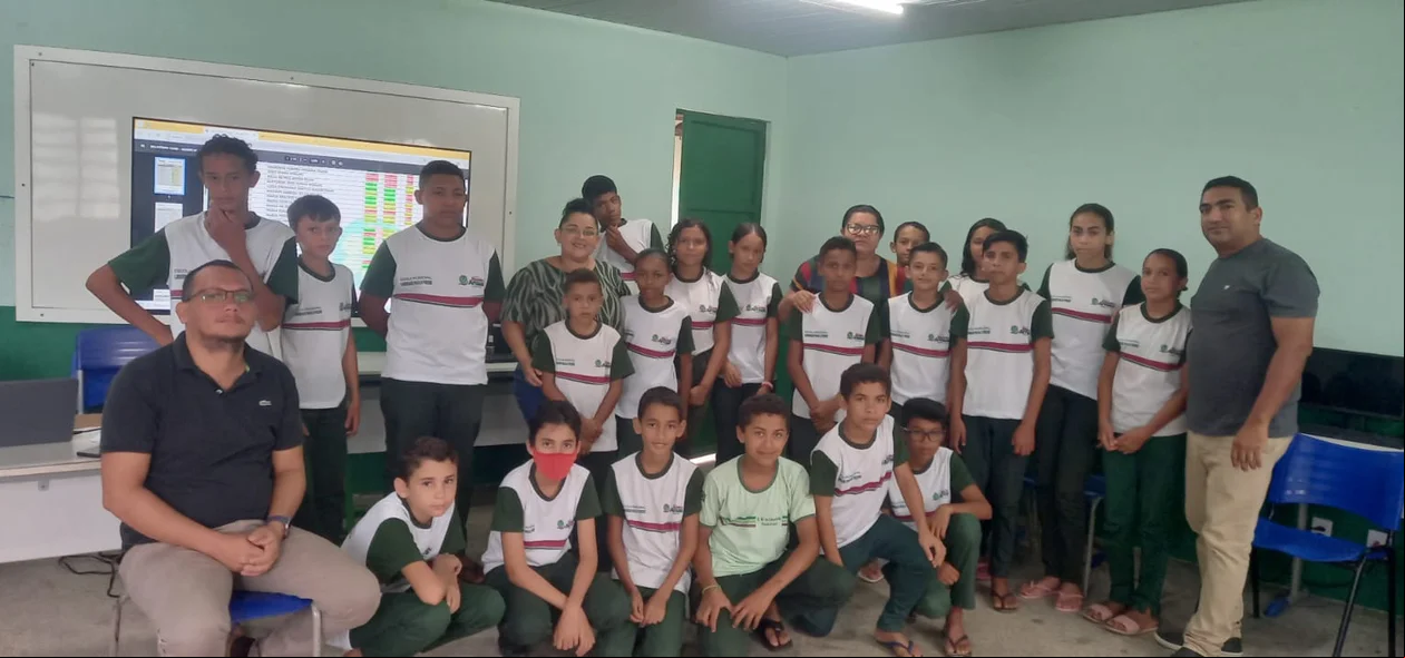 O projeto auxília os estudantes da Escola Liberdade Paulo Freire