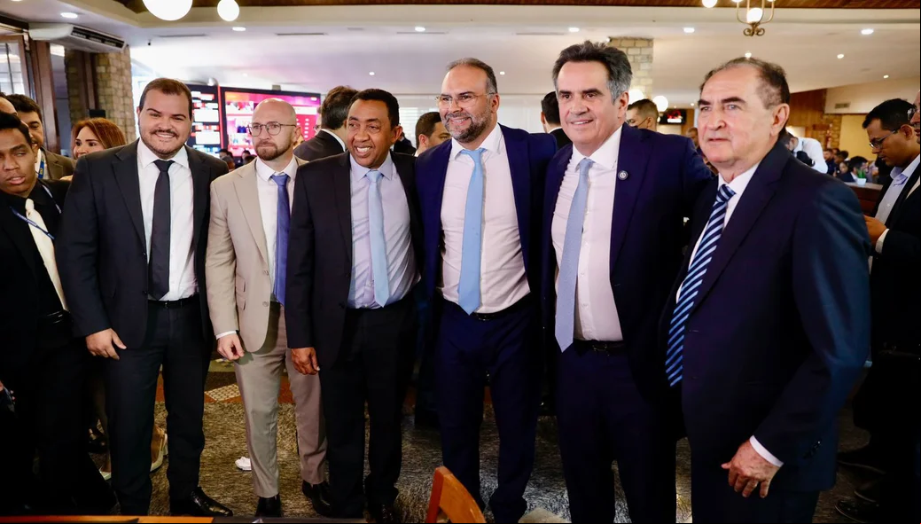 Recepção de Ciro Nogueira aos gestores que participam da Divulgação/Ascom