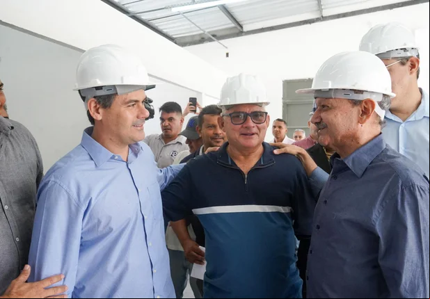 Severo Eulálio visita obras e autoriza novos projetos em Pedro II