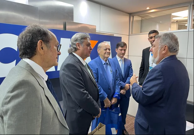 Sílvio Mendes cumpriu agenda em Brasília e discutiu renegociação de dívidas