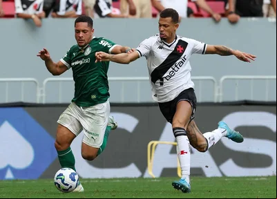 Vitor Roque foi o autor do gol do Palmeiras na vitória sobre o Vasco
