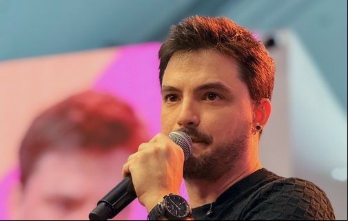 Felipe Neto