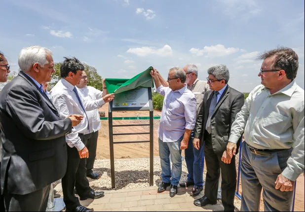 Wellington Dias e Firmino inauguram obra da ponte Wall Ferraz