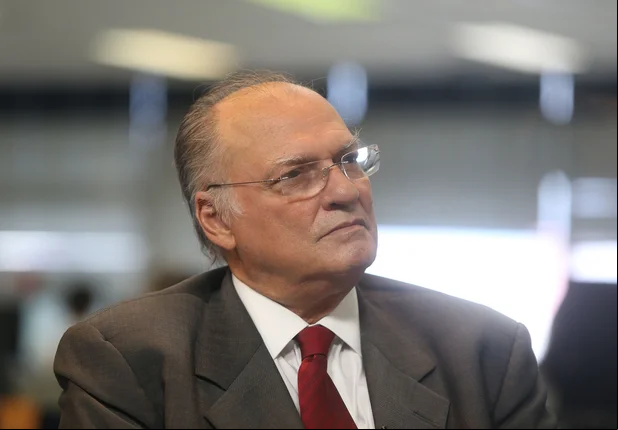 Roberto Freire