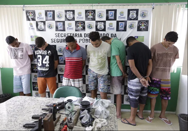 Presa quadrilha especializada em explosão de caixa eletrônico