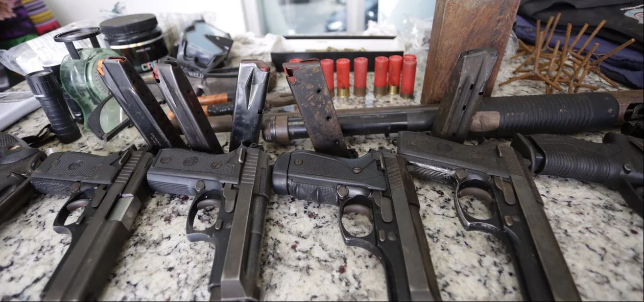 Armas apreendidas pela polícia