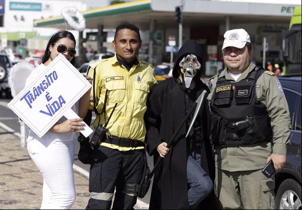 Órgãos de trânsito realizam ação em avenidas de de Teresina