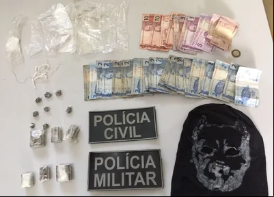 Material apreendido pela polícia