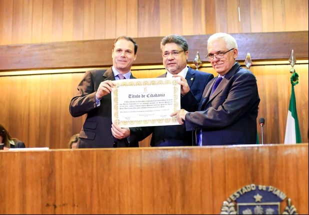 Pedro Lemos recebe título de Cidadão Piauiense na Alepi