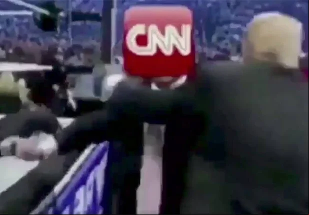 Trump simula briga com a CNN