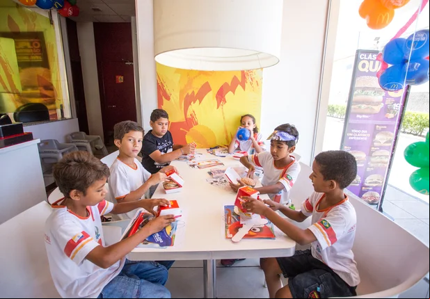 Alunos da escola de Timon 