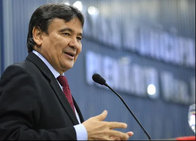 Wellington Dias elogia a trajetória da sindicalista