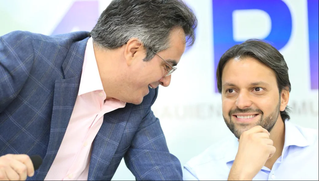 Ciro Nogueira e ministro Alexandre Baldy durante solenidade na APPM