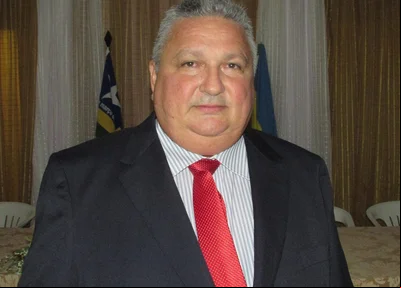 Dr. Alcione
