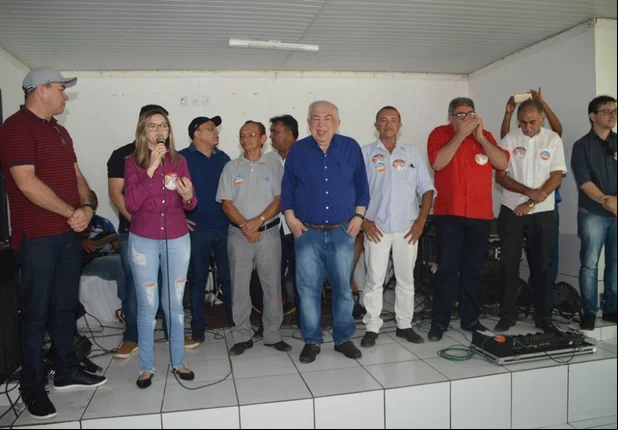 Aliados do Padre Walmir em campanha para Paes Landim