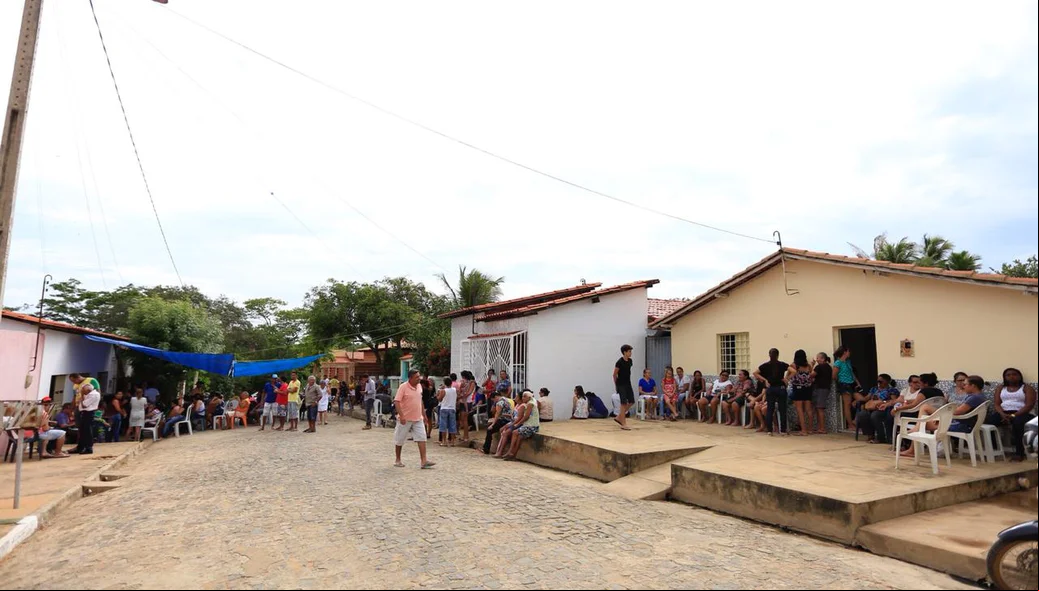 Movimentação é bastante intensa na rua da casa da vítima 