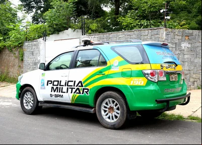 Viaturas do 5º Batalhão da Polícia Militar