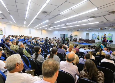 Senador Marcelo Castro e Cléber Eulálio estiveram presentes na palestra 