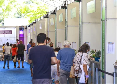Movimentação na feira do Sebrae